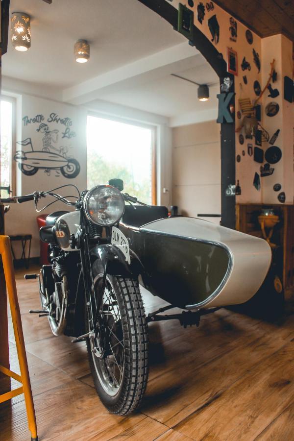 Throttle Shrottle Moto Hostel Манали Экстерьер фото